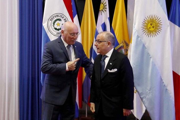 Paraguay y Argentina llaman a restablecer la democracia en Venezuela