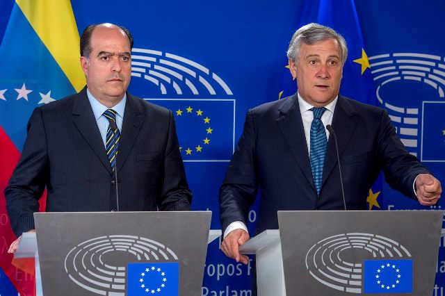 Antonio Tajani: no reconocemos la ANC, ni los actos que emanen de ella