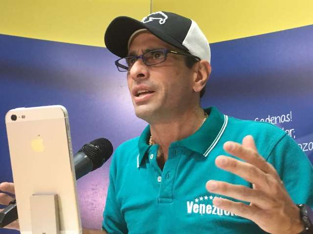 Capriles llamó a realizar operación remate contra Maduro