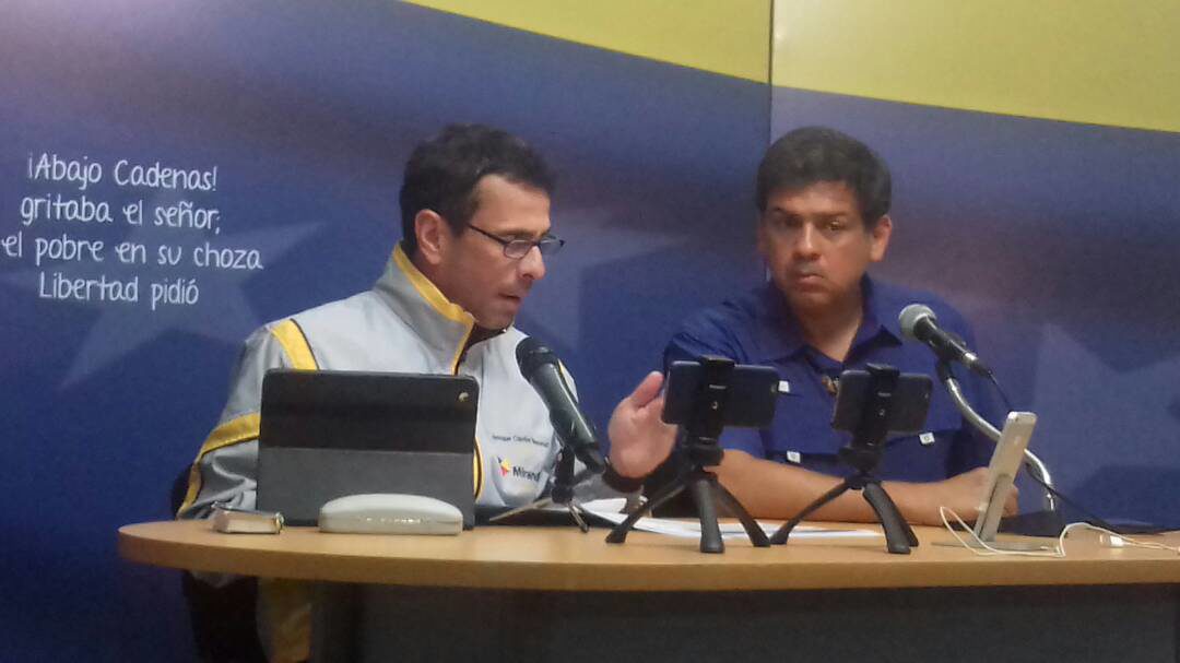 Capriles considera que participación masiva dará a la Unidad la mayoría de gobernaciones