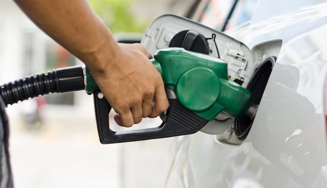 Advierten que corrupción y negligencia de Pdvsa generan escasez de gasolina