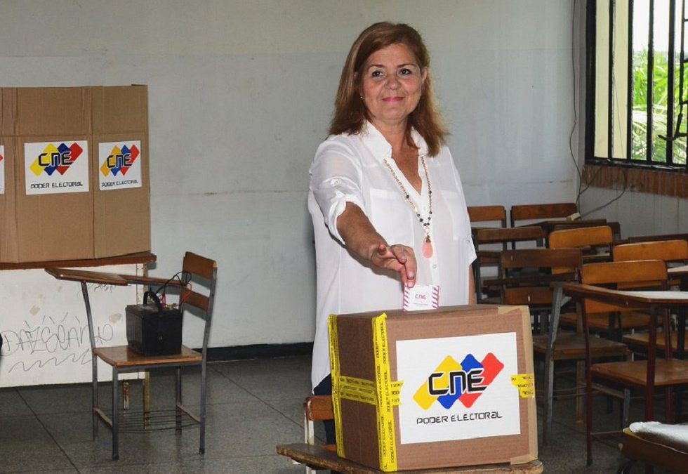 Inhabilitada por 15 años Rosa de Scarano, alcaldesa de San Diego