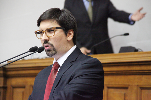 México y España rechazan allanamiento de inmunidad parlamentaria de diputado Guevara