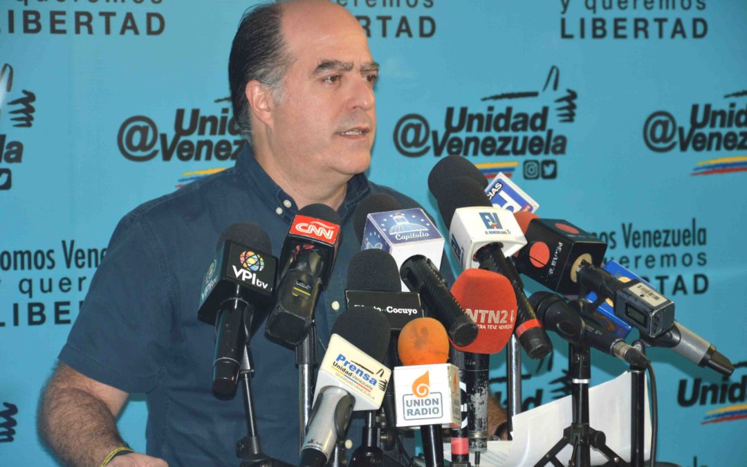 Julio Borges: Intentar destruir a la AN es perseguir al pueblo venezolano
