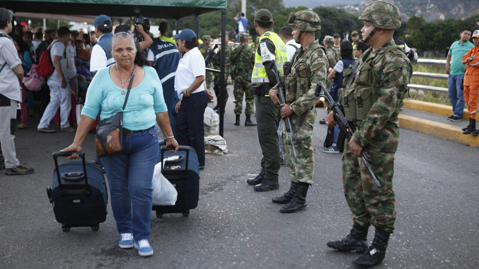 Más de 400 mil venezolanos han ingresado a Colombia en año y medio