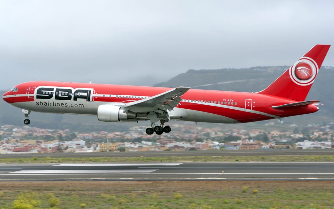 Pasajeros de Santa Bárbara Airlines se encuentran varados por “falta de aviones”