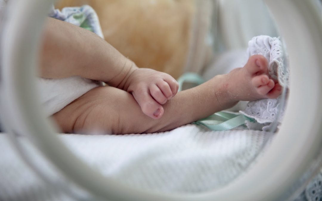 Área de cuidados intensivos colapsa en centros de salud por aumento de neonatos prematuros