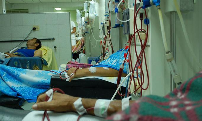 En vilo la vida de pacientes de Diálisis en Mérida por apagones y fallas en el suministro de combustible