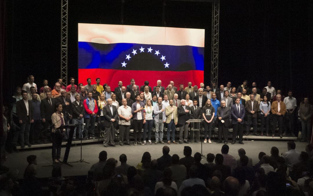 Frente Amplio debatió propuestas para profundizar la lucha y salir de la crisis del país