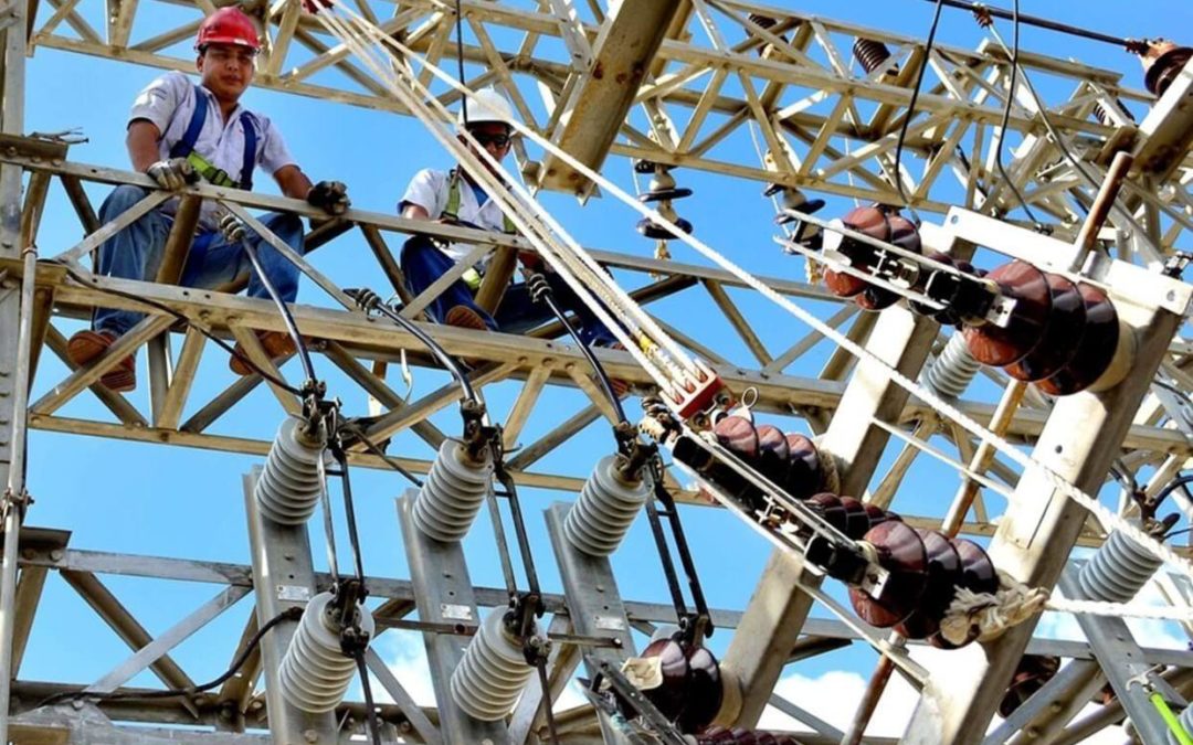 Gremio de Ingenieros: Cortes de luz en el país se producen por déficit del 82% en la generación eléctrica