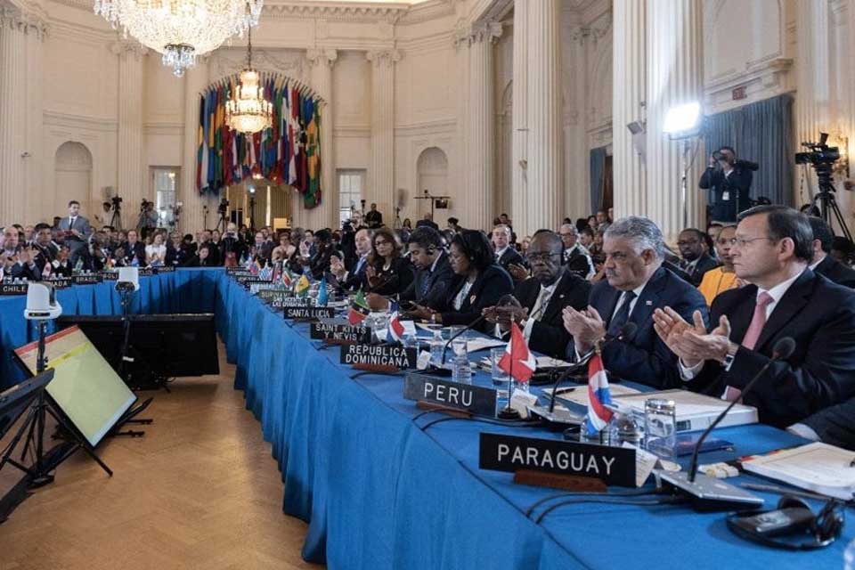 Restablecer la democracia en Venezuela, principal petición en la OEA