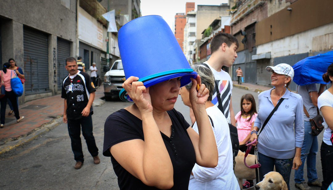 Vecinos de El Paraíso tomaron las calles para protestar por falta de agua