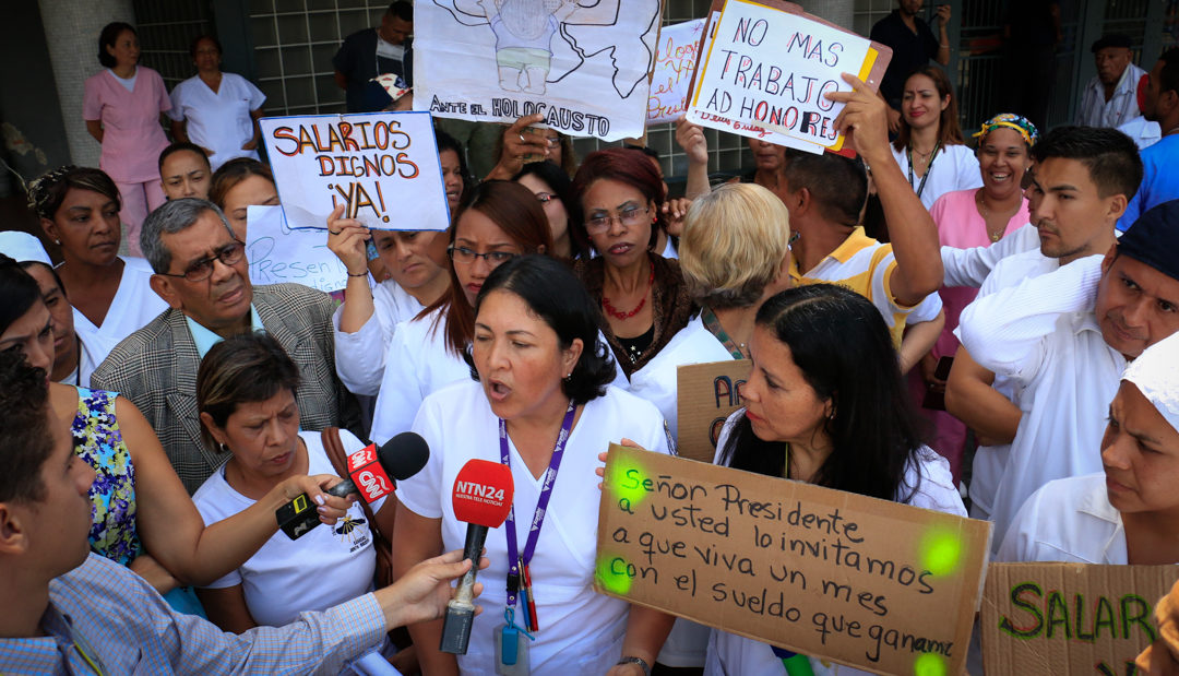 “Con el estómago vacío no se pueden salvar vidas”, dicen enfermeras y médicos