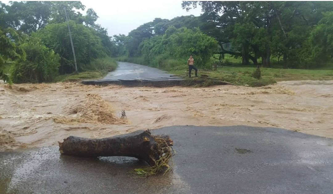 Colapsan vías de la zona norte del Táchira por aguaceros