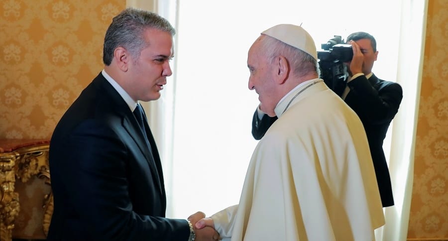 Papa Francisco brindó respaldo a Iván Duque en política de “brazos abiertos” para venezolanos