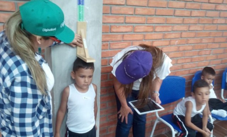 Niños venezolanos han llegado a escuelas de la frontera colombiana con desnutrición