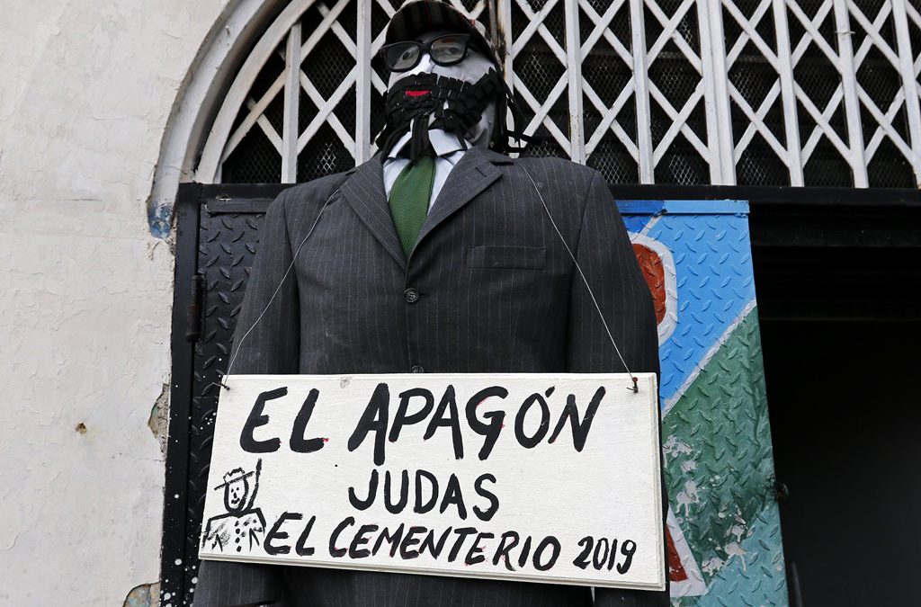Caraqueños convirtieron a Maduro y a sus ministros en el Judas de este 2019