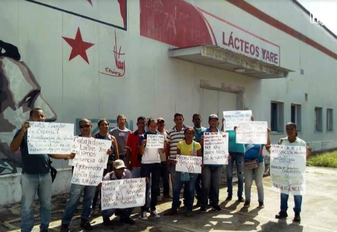 Trabajadores de la planta Lácteos Yare cumplen mes y medio sin cobrar