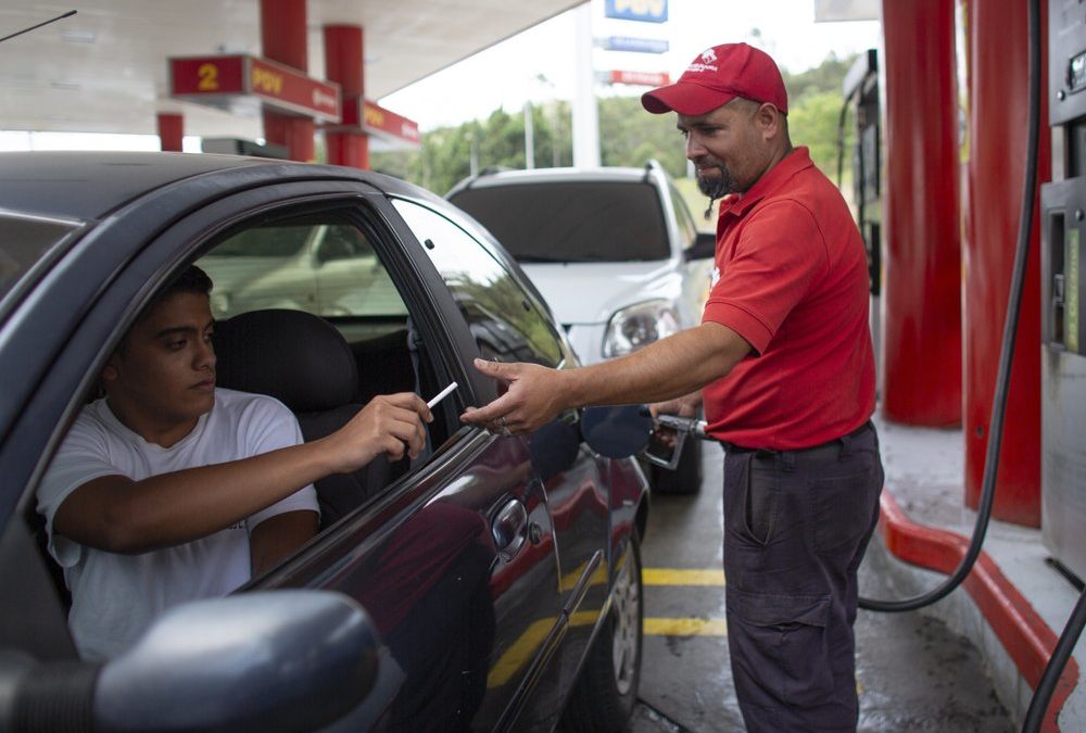 Reservas de gasolina en Venezuela van hacia abajo