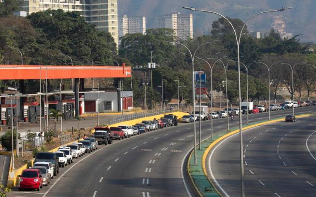 “Con el nuevo esquema el problema de la gasolina empeoró”, afirman trabajadores petroleros