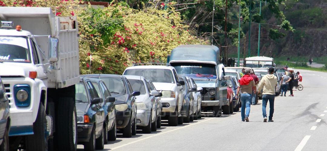 Volvieron las colas: Gasolina iraní fue un espejismo