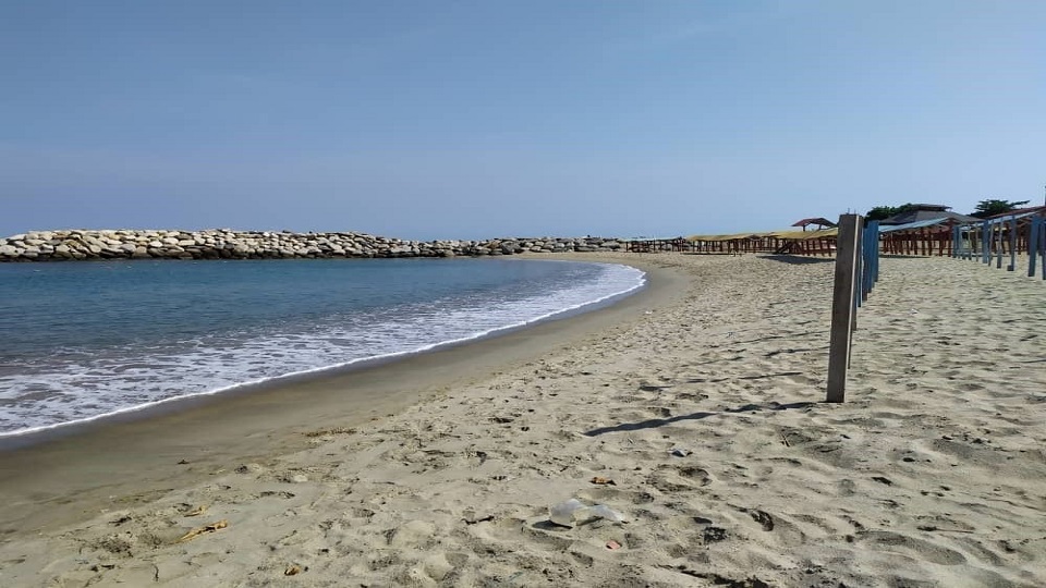 5 mil trabajadores directos de Vargas esperan reactivación de las playas