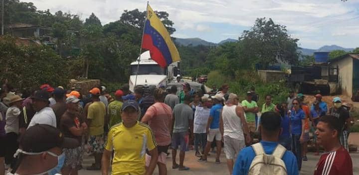 En las regiones las protestas van en aumento pese a represión militar y policial