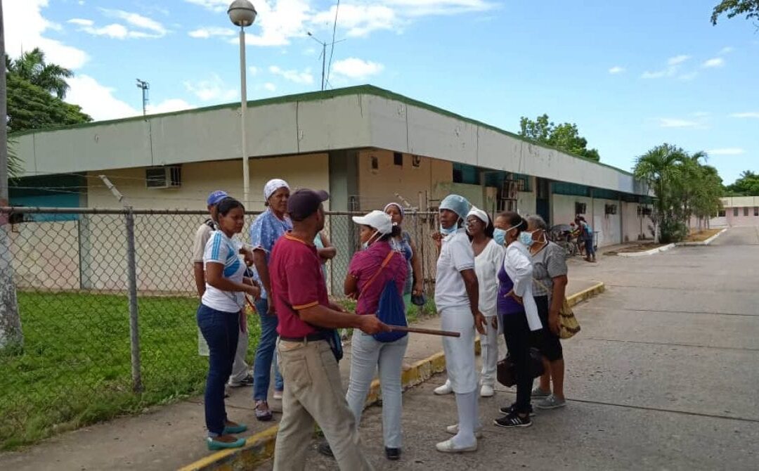 Enfermeras del Hospital Cariaco advierten que irán a paro si no atienden sus reclamos