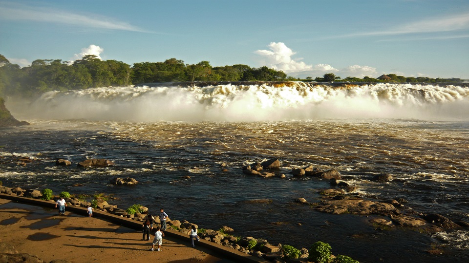 Falta de vuelos al estado Bolívar mantiene paralizado al sector turismo